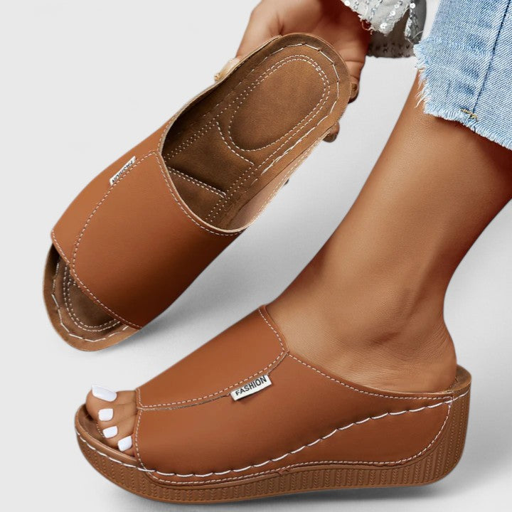 Noemi | Orthopedic Sandals