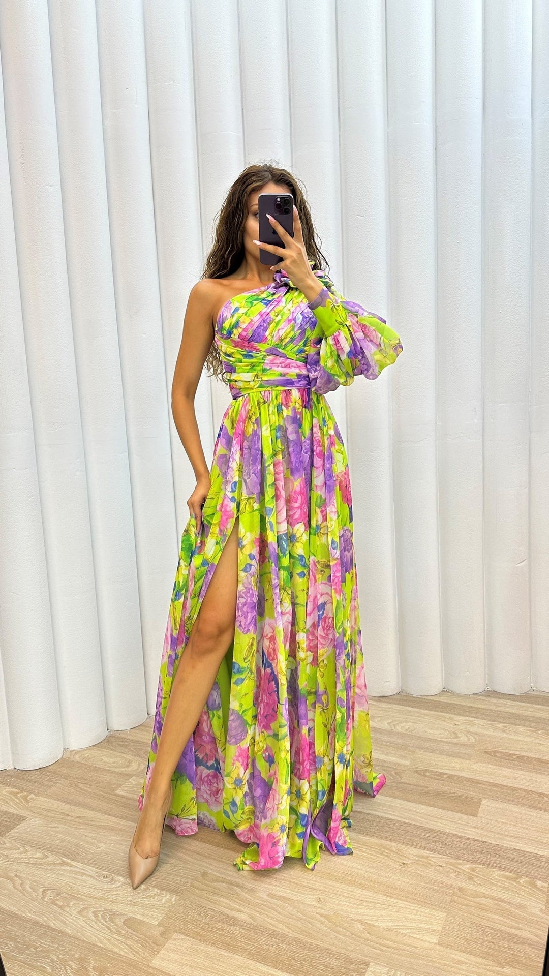 Regina | Elegant Flowy Shoulder Dress for Summer Events