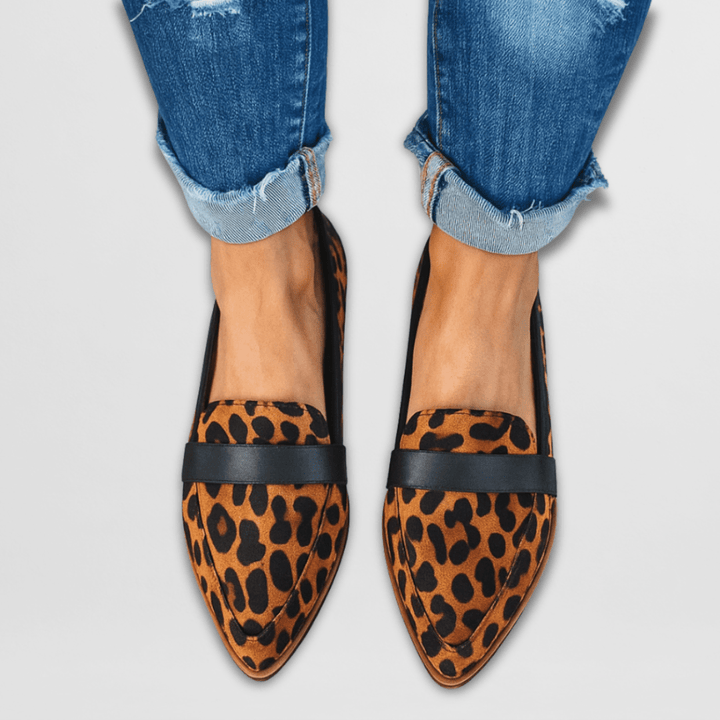 ALINA – CLASSIC SUEDE LOAFERS
