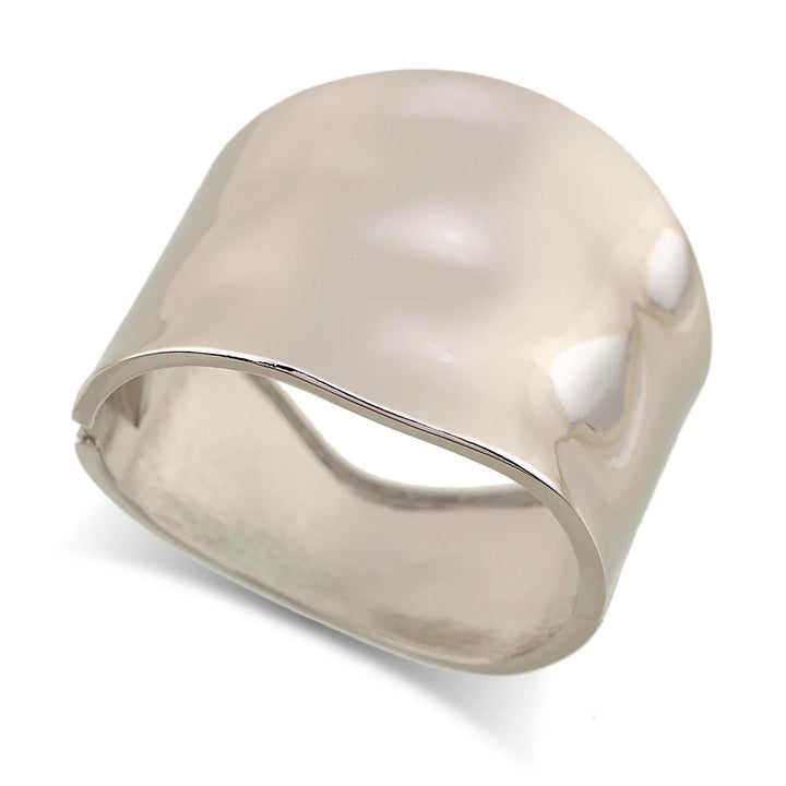 Luvora | Asymmetric Statement Bangle